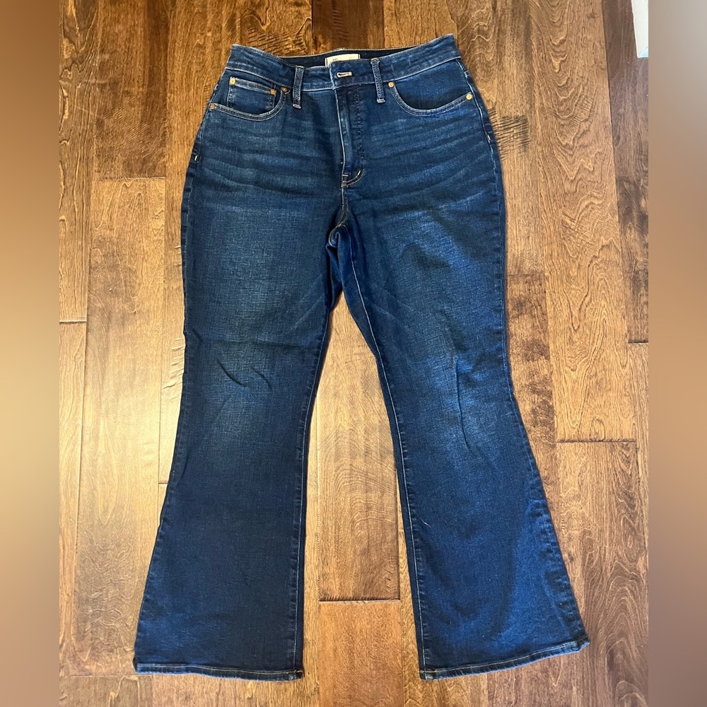 Madewell curvy skinny flare - like new! Worn less than 5x